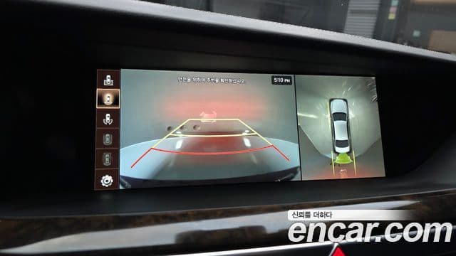 Genesis G90 Premium Luxury, 2021 14