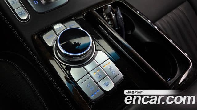 Genesis G90 Premium Luxury, 2021 16