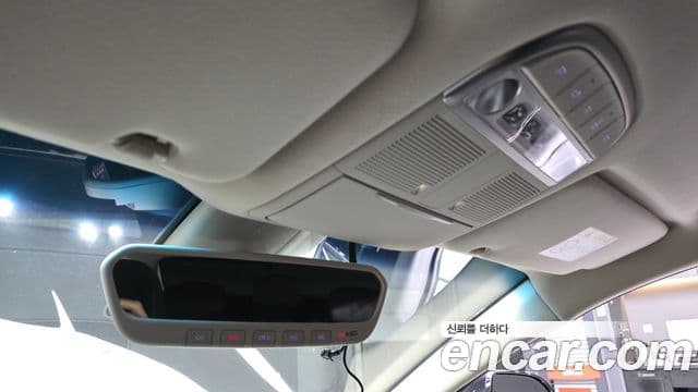 Genesis G90 Premium Luxury, 2021 17