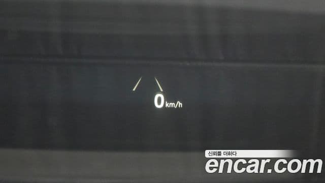 Genesis G90 Premium Luxury, 2021 18