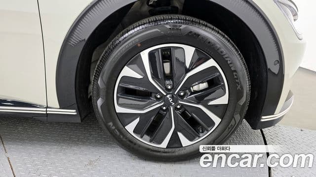Kia EV6 Earth, 2023 все фото
