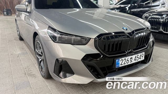 BMW 5시리즈 (G60) 520i M Sport, 2026 1