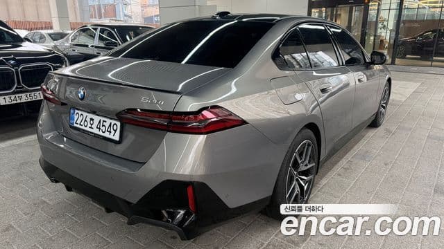 BMW 5시리즈 (G60) 520i M Sport, 2026 все фото