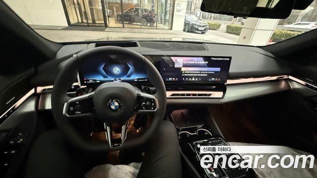 BMW 5시리즈 (G60) 520i M Sport, 2026 10