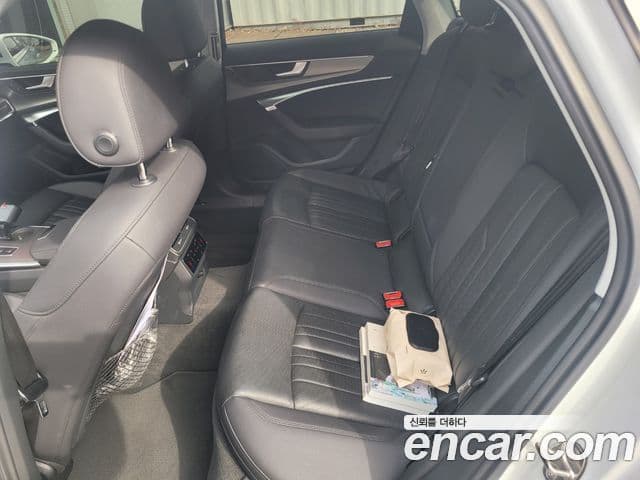 Audi A6 (C8), 2020 8