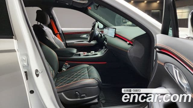 Genesis GV70, 2025 10