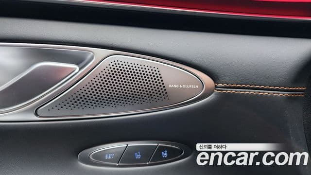 Genesis GV70, 2025 18