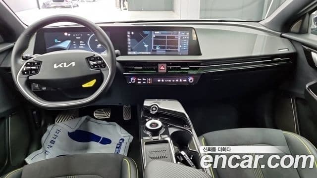 Kia EV6 GT 4WD, 2023 все фото