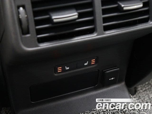 Land Rover Range Rover Velar 2.0 P250 R-Dynamic SE, 2023 13