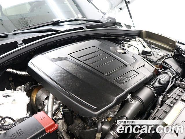 Land Rover Range Rover Velar 2.0 P250 R-Dynamic SE, 2023 19