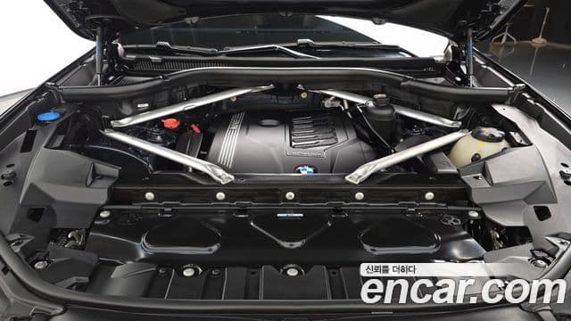 BMW X6 (G06) xDrive40i M Sport, 2022 6