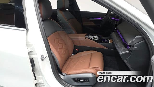 BMW 5시리즈 (G60), 2025 10