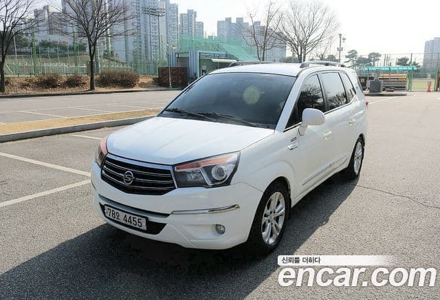 KG모빌리티(SsangYong) Korando 투리스모 4WD GT 11인승, 2014 2