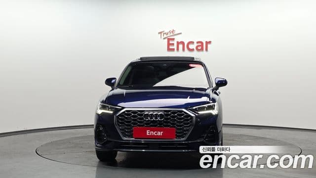 Audi Q3 (F3) 35 TDI Premium Sportback, 2023 3