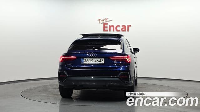 Audi Q3 (F3) 35 TDI Premium Sportback, 2023 4