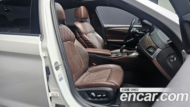 BMW 5시리즈 (G30) 530i xDrive M Sport Plus, 2018 10