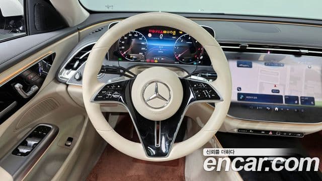 Mercedes-Benz E-класс W214 Exclusive, 2025 13