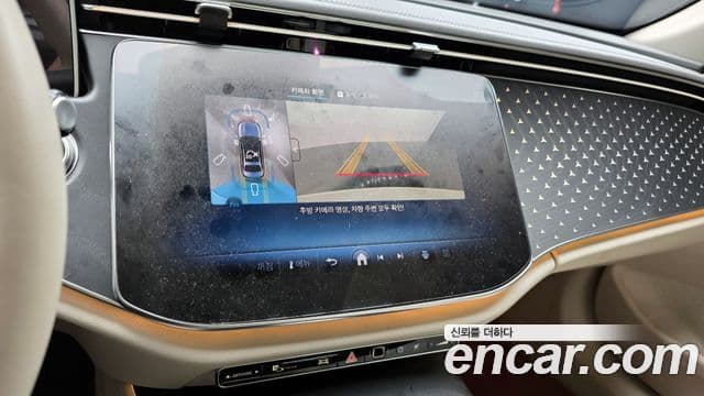 Mercedes-Benz E-класс W214 Exclusive, 2025 16