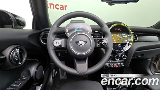 Mini Cooper кабриолет 3세대, 2024 13