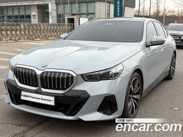 BMW 5시리즈 (G60) 530i xDrive M Sport, 2024 1