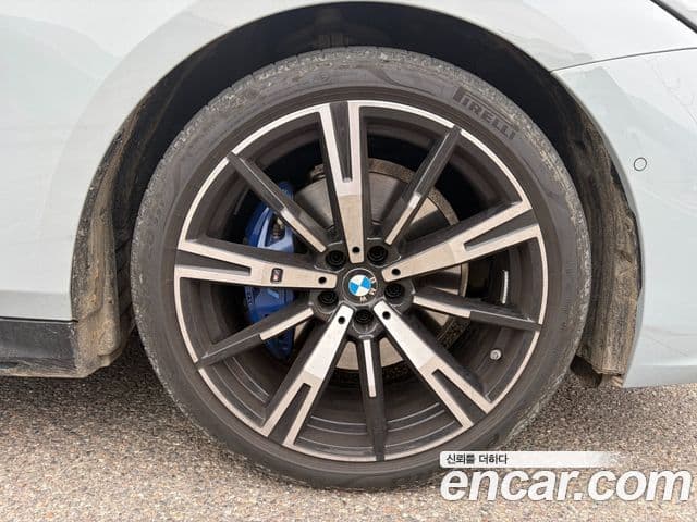 BMW 5시리즈 (G60) 530i xDrive M Sport, 2024 все фото