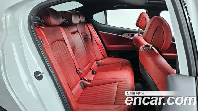 Genesis The / новый New G70, 2021 12