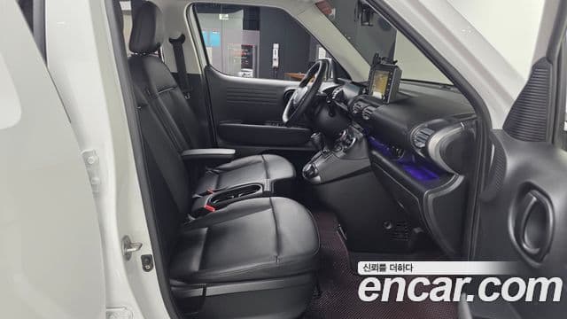 Hyundai Casper Modern, 2022 11