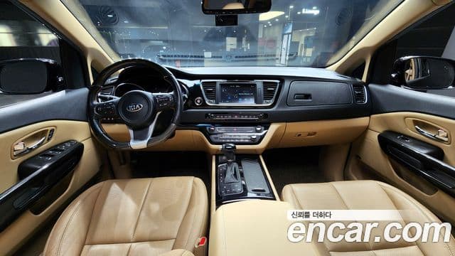 Kia All New Carnival Noblesse, 2016 7