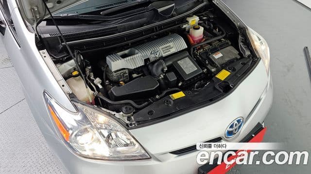 Toyota 프리우스 1.8 E, 2012 6