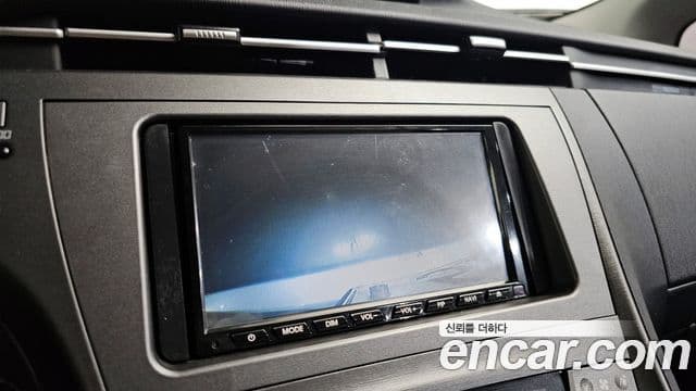 Toyota 프리우스 1.8 E, 2012 15