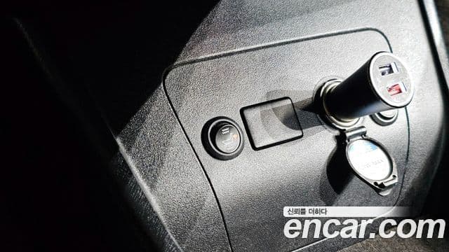 Toyota 프리우스 1.8 E, 2012 18