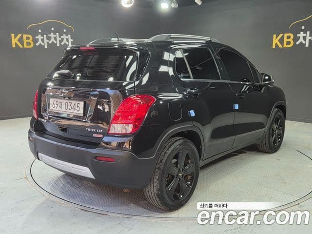 Chevrolet(GM대우) Trax 1.4 Perfect чёрный, 2016 4
