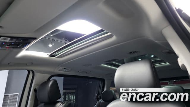 Hyundai Staria Modern, 2024 16