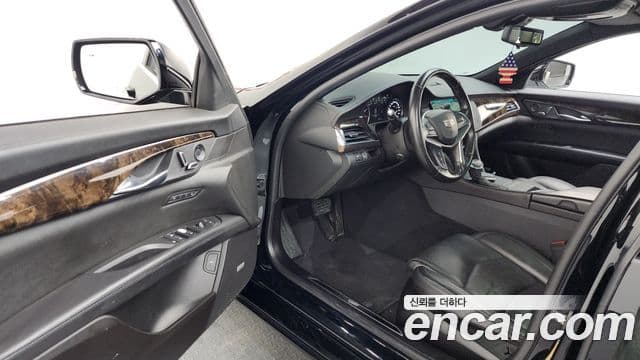 Cadillac CT6 2.0 турбо, 2018 10