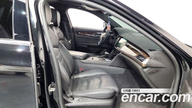 Cadillac CT6 2.0 турбо, 2018 11