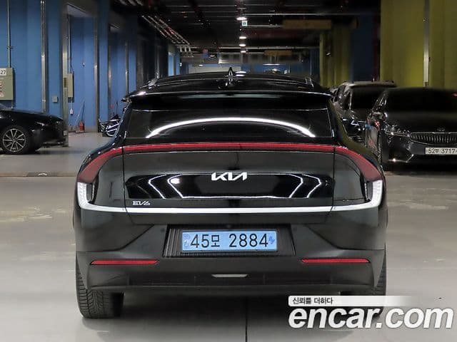 Kia EV6 Air, 2022 3