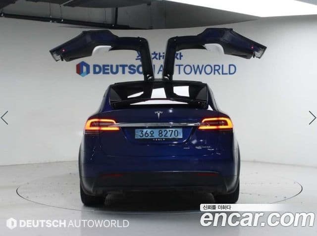 Tesla модель X Long Range, 2020 3