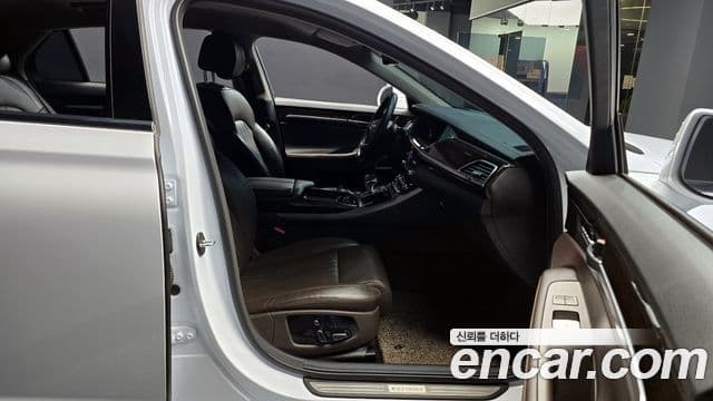 Genesis EQ900 Luxury, 2018 10