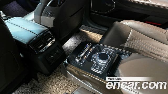 Genesis EQ900 Luxury, 2018 20