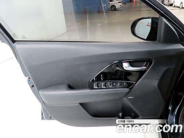 Kia Niro EV Prestige, 2019 10