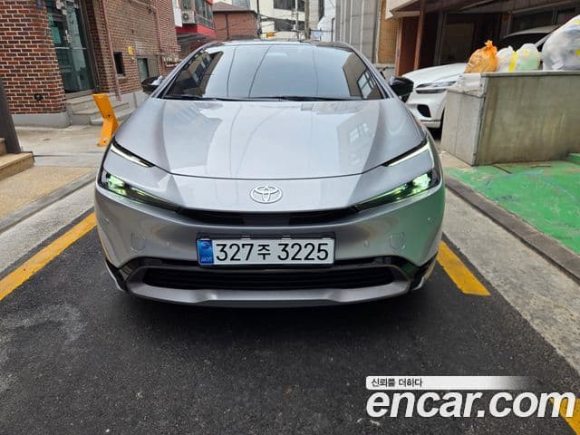 Toyota 프리우스 5세대 2.0 XLE AWD, 2026 1