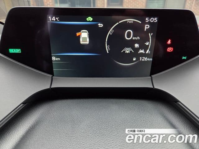 Toyota 프리우스 5세대 2.0 XLE AWD, 2026 4