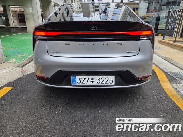 Toyota 프리우스 5세대 2.0 XLE AWD, 2026 10