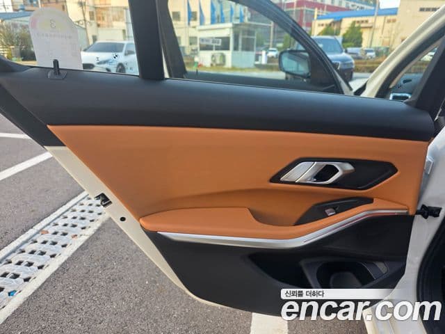 BMW 3시리즈 (G20), 2025 13