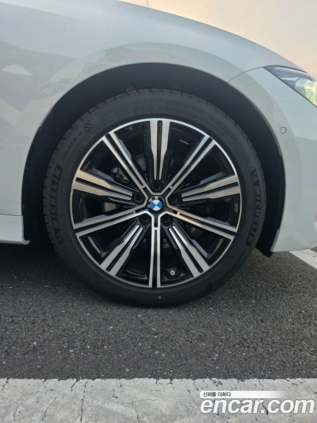 BMW 3시리즈 (G20), 2025 15