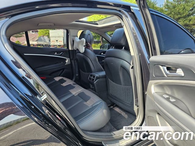 Genesis G70 Advanced, 2020 11