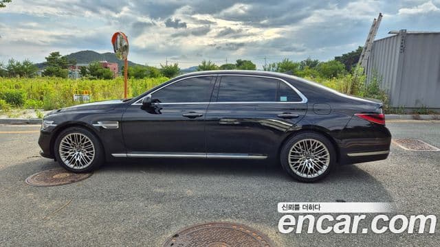 Genesis G90 Premium Luxury, 2021 8