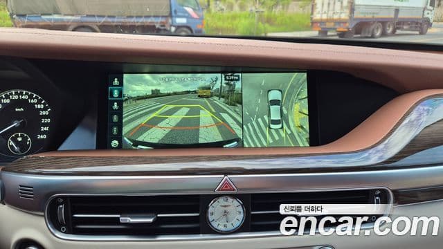 Genesis G90 Premium Luxury, 2021 14