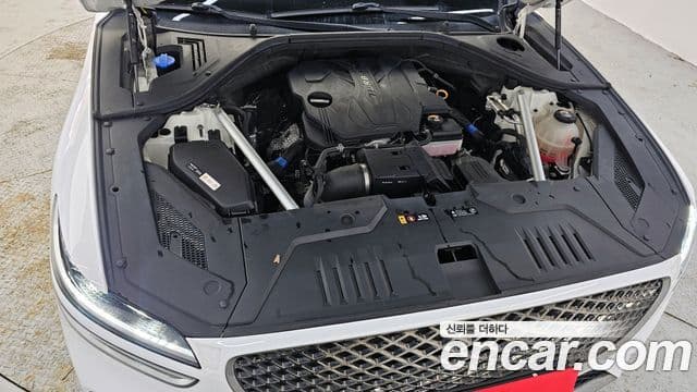 Genesis GV70, 2022 6