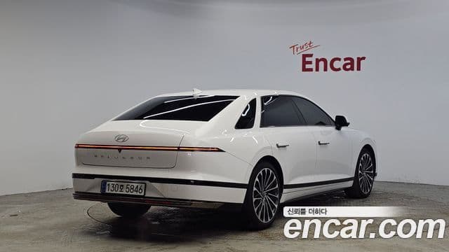 Hyundai Grandeur гибрид (GN7) Calligraphy, 2023 2